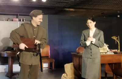 «EL MISTERIO DE LA CARTA ESCONDIDA»ACTORES Y ESPECTADORES JUNTOS, A LA PAR