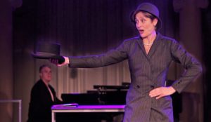 JULIE ANDREWS AT PASEO LA PLAZA