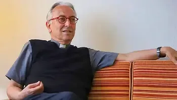 ROBERTO GALÁN TIENE UN SUCESOR CON SOTANA