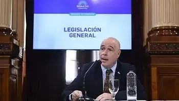 PRIVILEGIADOS VERSUS EMPOBRECIDOS